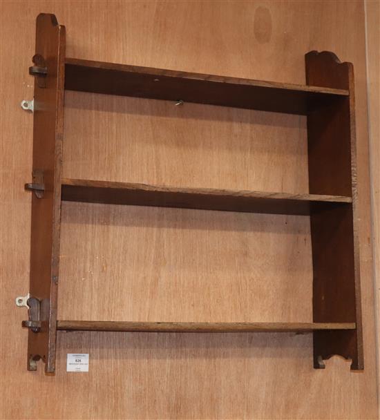 A set of Victorian mahogany shelves W.65cm